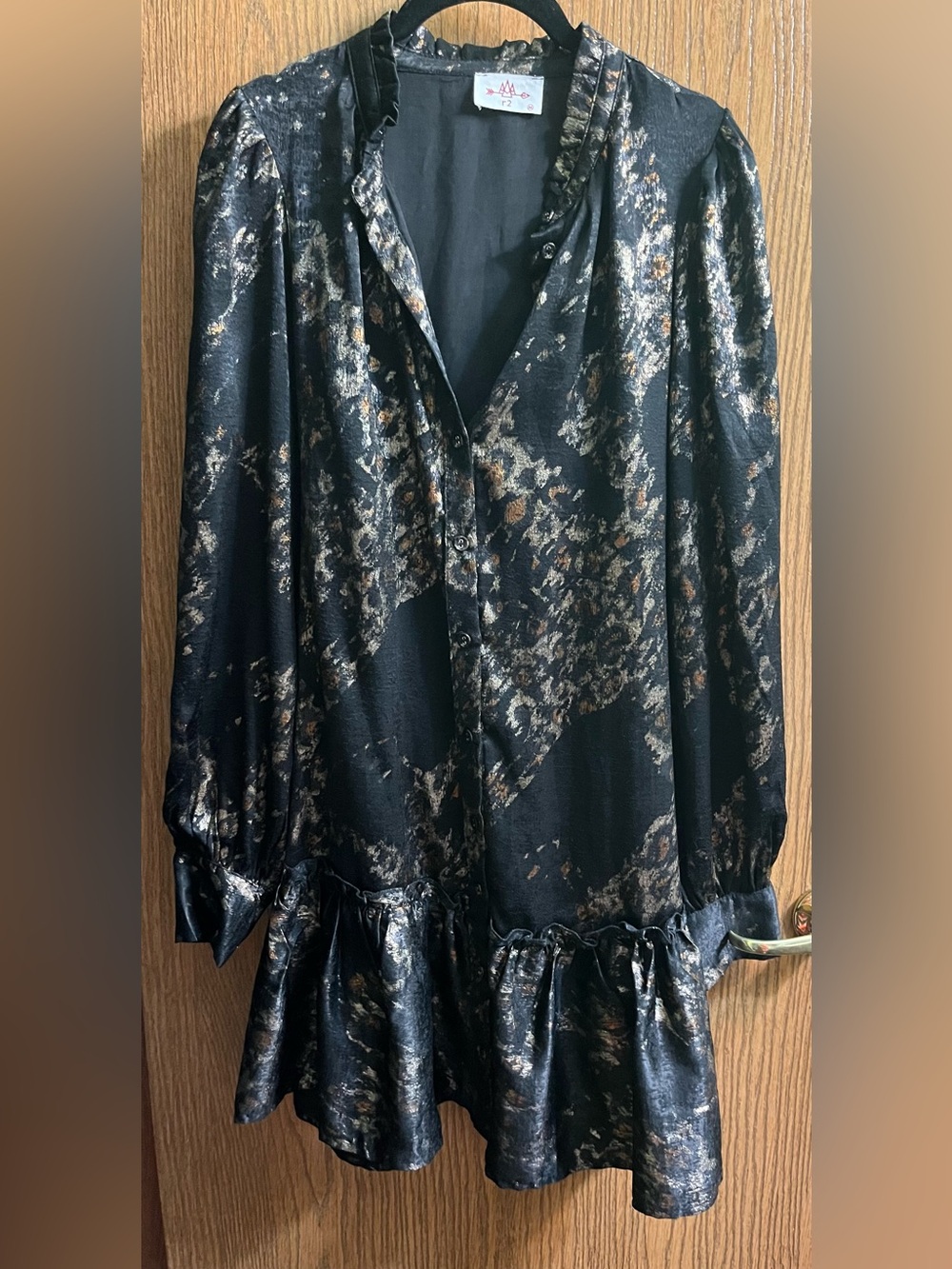 R 2 Black Metallic Floral Ruffle Hem Mini Dress
